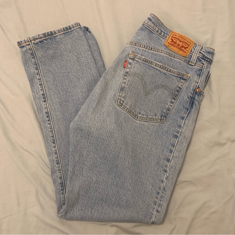 Light wash Levi’s 501’s Straight Leg Jeans